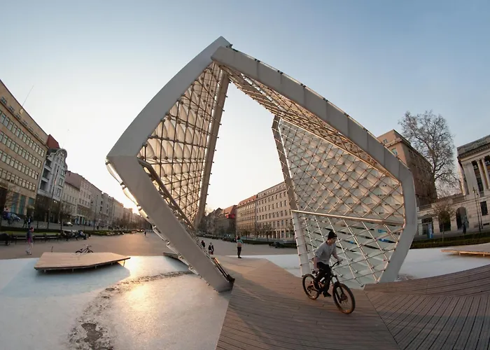 View Tower Apartment